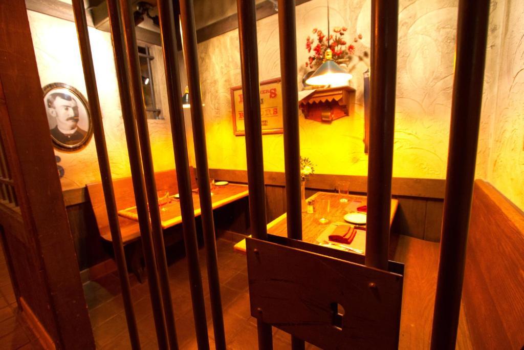 Jailhouse Motel And Casino 일리 외부 사진